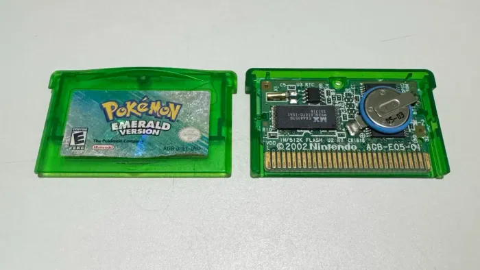 Pokémon Emerald Game Boy Advance