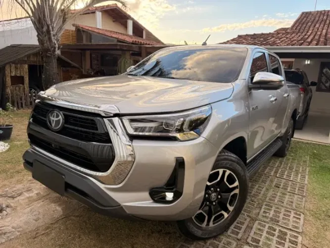 Toyota Hilux CD SRX 4X4 2.8 TDI 16V Diesel Aut. 2022