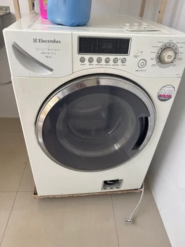 Lava e. Seca com defeito