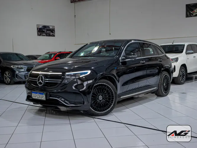 Mercedes-Benz EQC 400 4matic AMG Line (elétrico) 2023