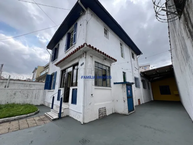 Sobrado para locação comercial/residencial Vila Belmiro Santos SP