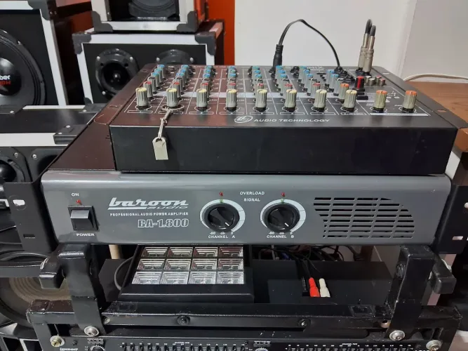 Potencia de som Ba 1800 04 e 08 ohms
