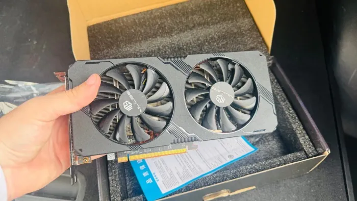 Placa de vídeo AMD RX 5700XT 8GB GDDR5