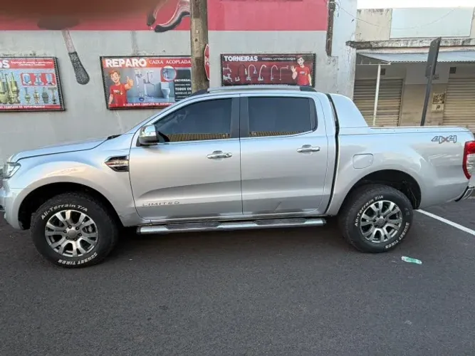 Ford Ranger Limited 3.2 20V 4X4 CD Aut. Dies. 2017
