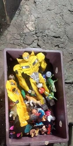 brinquedos variados 