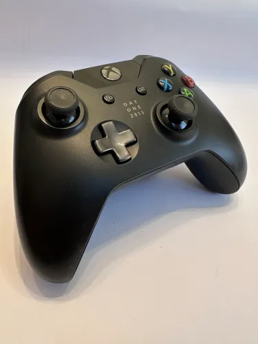 Controle Xbox Series Day One 2013 Edição Especial