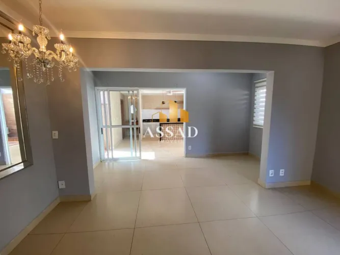 Casa com 3 dormitórios para alugar, 135 m² por R$3.100,00 o aluguel - Cond. Giardino I - S