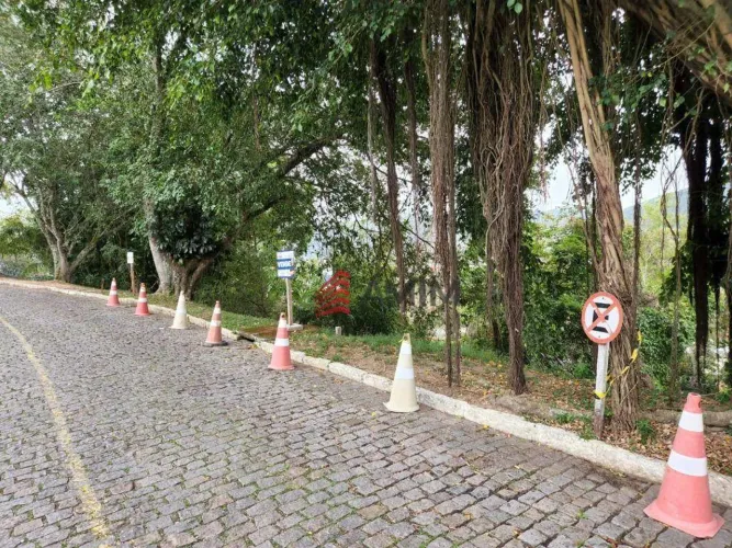 Vendo terreno em Condomínio em Camboinhas