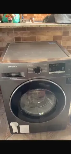 Máquina de lavar e secar 