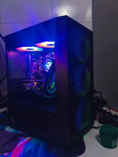 Pc gamer Ryzen 5 RTX3050 GB