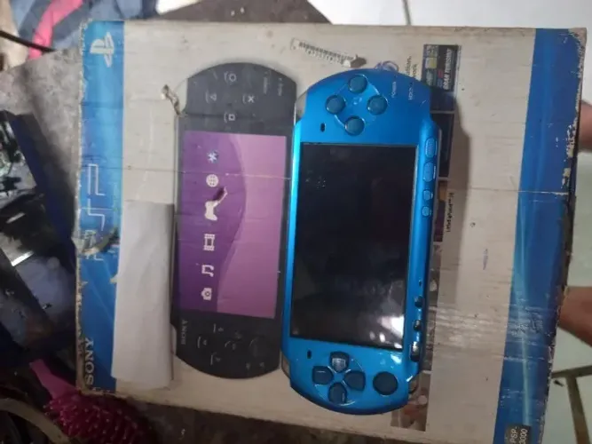 Psp aqua conservado e com Caixa
