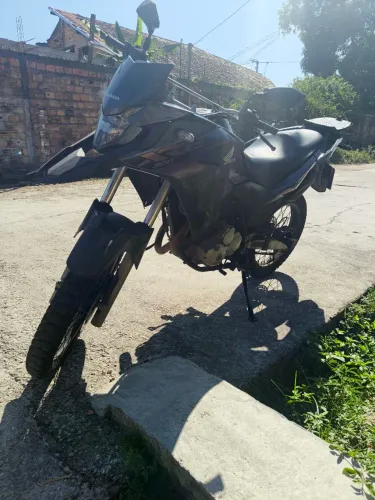 XRE 300 ABS
