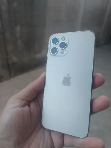 Iphone 12 pro (passo cartão ou troco por tv)
