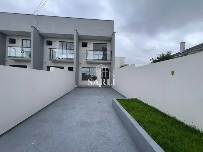 WLA//Sobrado para venda possui 81 metros quadrados com 2 quartos em Areias - São José - SC