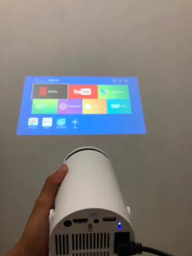 Projetor de Imagem Portátil 4k Novo