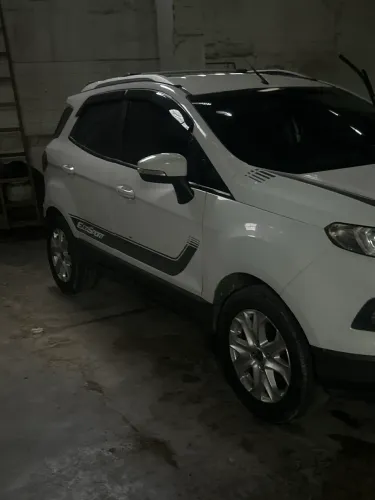Ford Ecosport Titanium 2.0 16V Flex 5P Aut. 2015