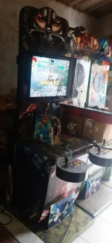 Fliperama Profissional Tela de 32 Polegadas Estilo Shopping - 4.300 Jogos