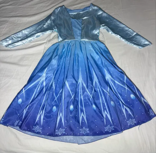 Fantasia da Frozen infantil usada apenas uma vez. Em excelente estado de conservação