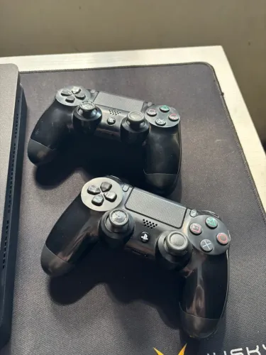 Vendo PS4