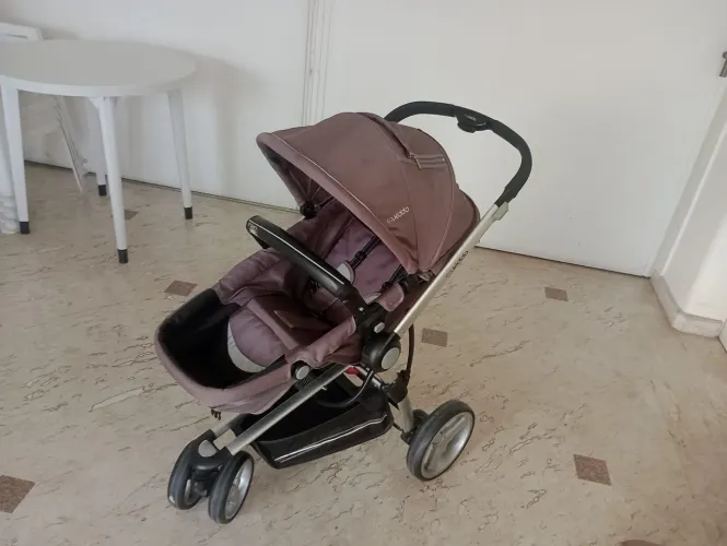 Carinho de bebê 3 rodas 