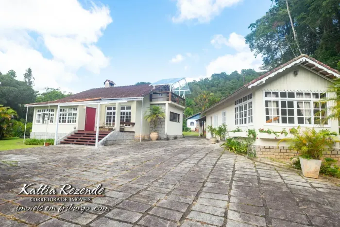 Casa em condomínio-Mury - Nova Friburgo - RJ