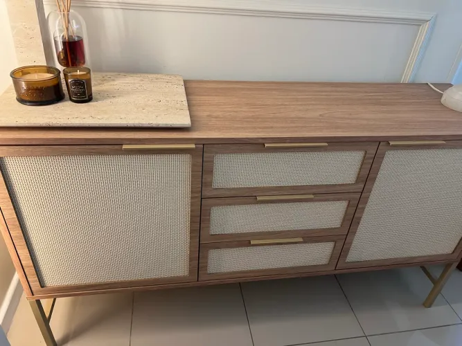 Buffet em palinha rattan