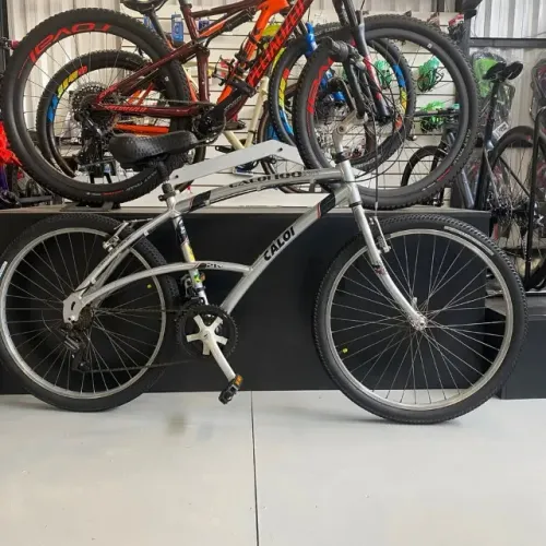 Bicicleta aro 26 Caloi 100 - Semi nova
