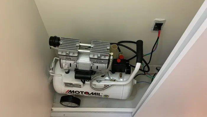 Compressor Odontológico 24L 127v