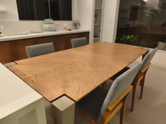 Mesa de Jantar Sier em Lâmina Natural