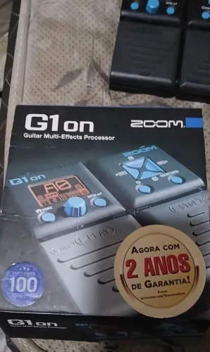 Pedaleira Guitarra Zoom G1on muito nova
