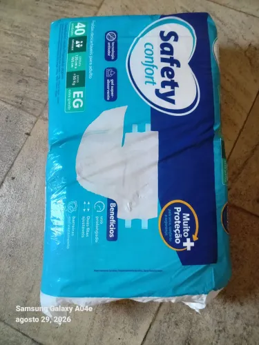 FRALDA GERIATRICA MARCA SAFETY CONFORT TAMANHO EG PACOTÃO ECONÔMICO COM 40 FRALDAS 