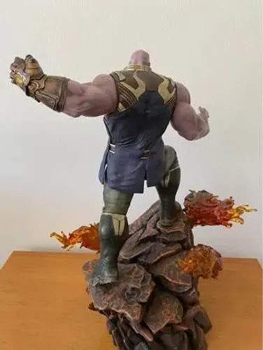 Iron Studios Thanos Avengers