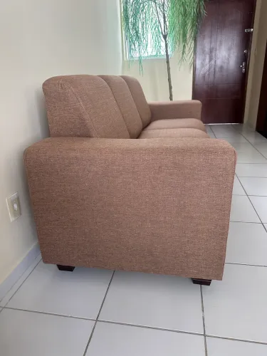 Vendo sofá de 03 lugares em perfeito estado