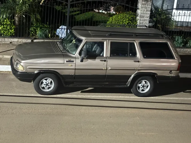 Ford F-1000 SR XK Deserter 1992