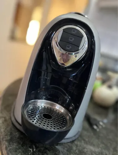 Cafeteira Três Corações 