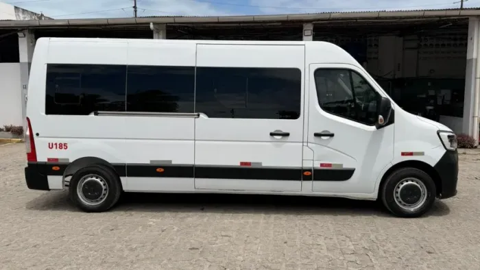 Renault Master 2.3 DCI Extra F.vitre 16V Diesel 2024