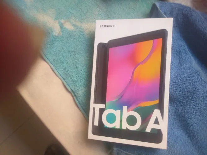 Tablet  Samsung  Galaxy  tab a  conservadorismo  zero    funcionando  tudo    para  usar o