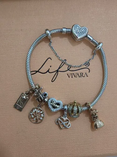 Pulseira vivara tamanho 18 cm fecho coracao cravejado