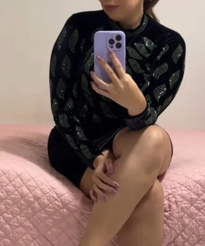 Vestido de festa preto com brilho