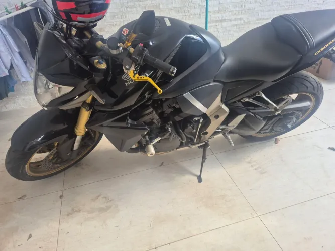 Vendo Honda CB1000R 2014