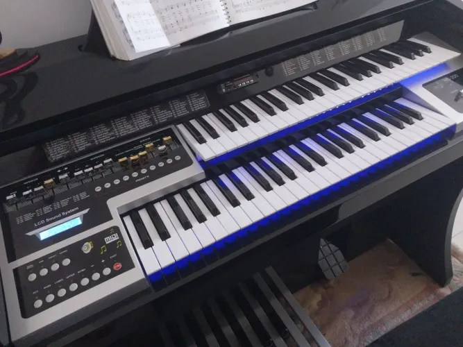 Órgão eletrônico hs harmonia 200 super