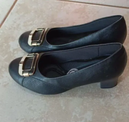 Sapato feminino preto Picadilly tamanho 34