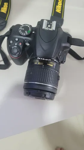 Camera Nikon NOVA, NA BOLSA!!!