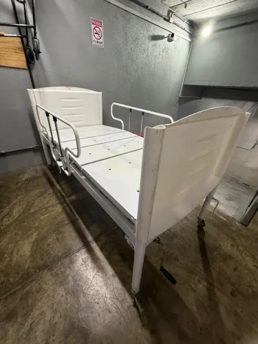 Cama Hospitalar Manual Usada