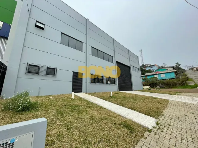 Pavilhão de Alto Padrão para Locação - Bairro Centenário