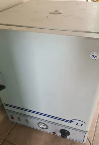 Estufa 30L para Esterilização e Secagem Odontobras