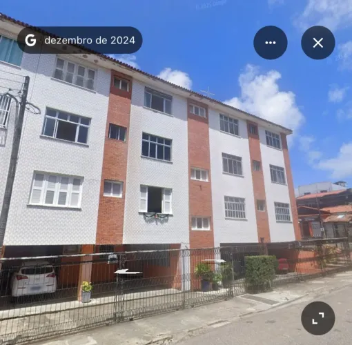 Alugo quarto