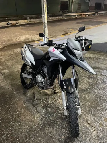 XRE 300