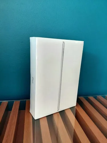 iPad Apple 9ª Geração 64 GB Wi-Fi - Novo e Lacrado | Cor Prata