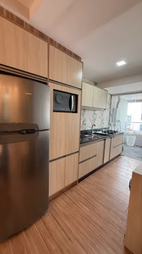 Locação anual - apartamento mobiliado com 3 dormitórios e 1 vaga - Praia Brava